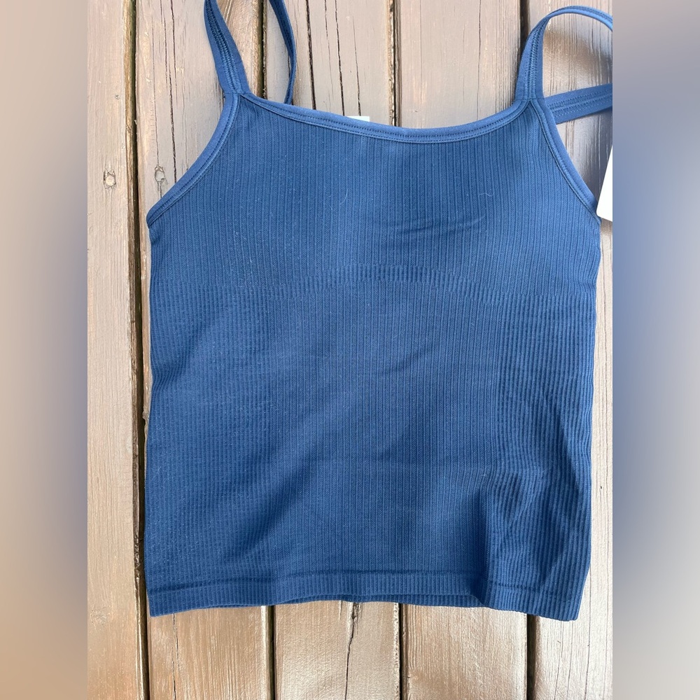 Lululemon ebb to street scoop cropped tank